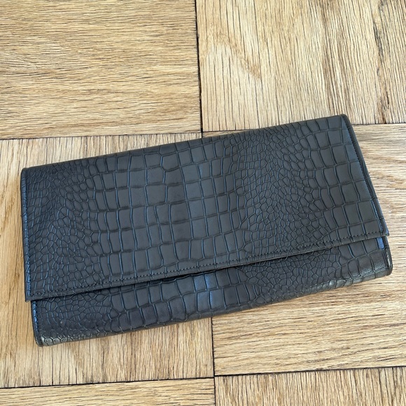 Croc clutch - Picture 1 of 6